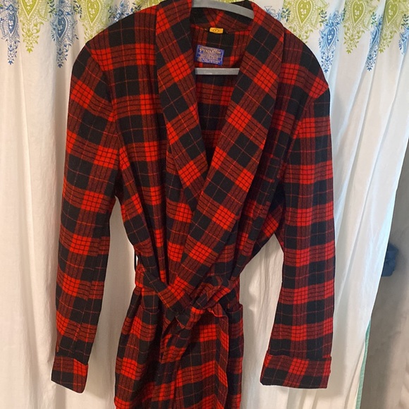 Pendleton Robe - Picture 3 of 8
